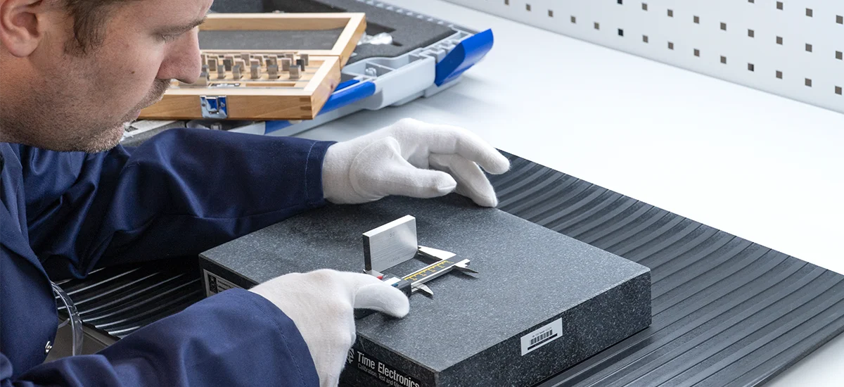 Calibration Benches, Multi-Product Calibration - Time Electronics