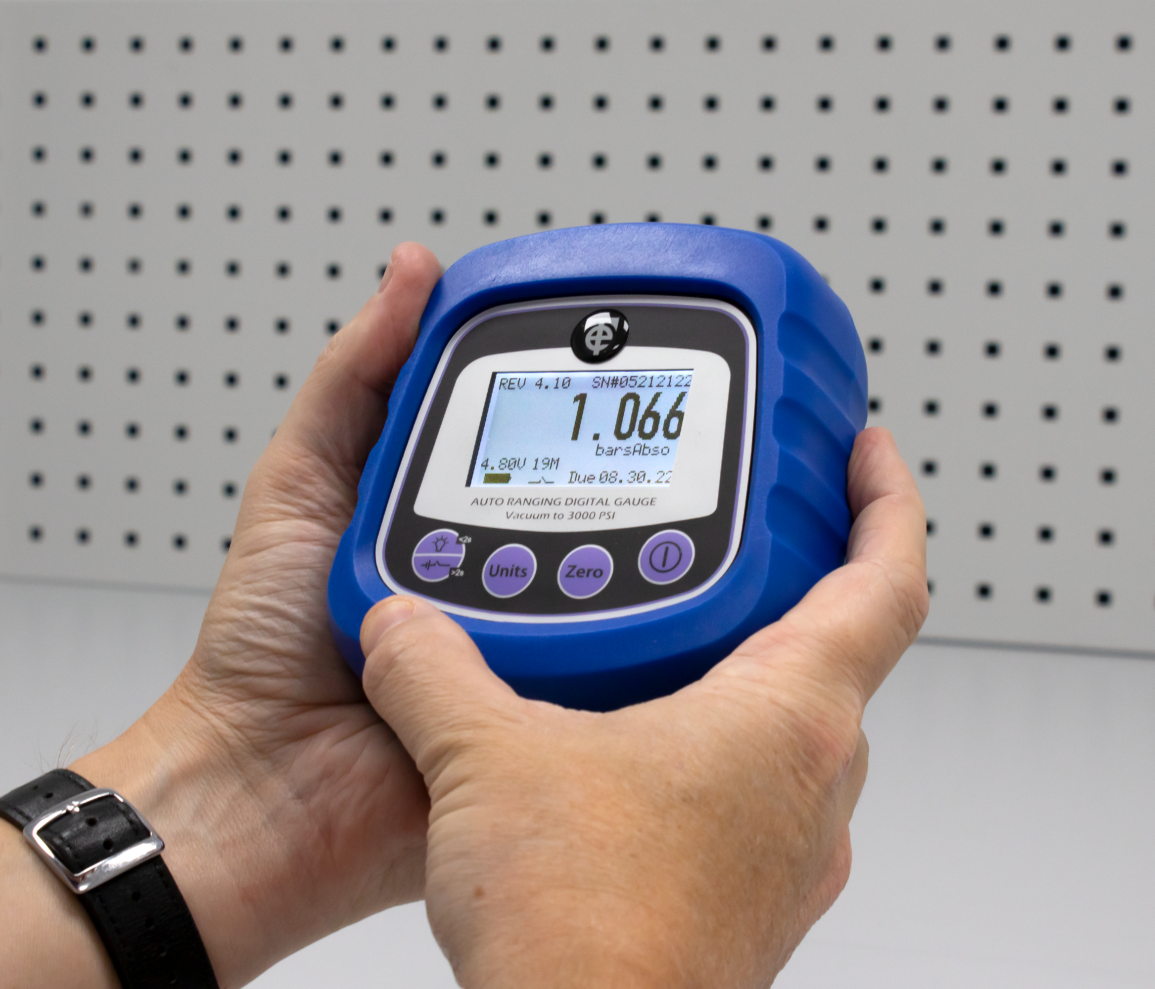 7078 Manómetro digital de rango automático | Time Electronics
