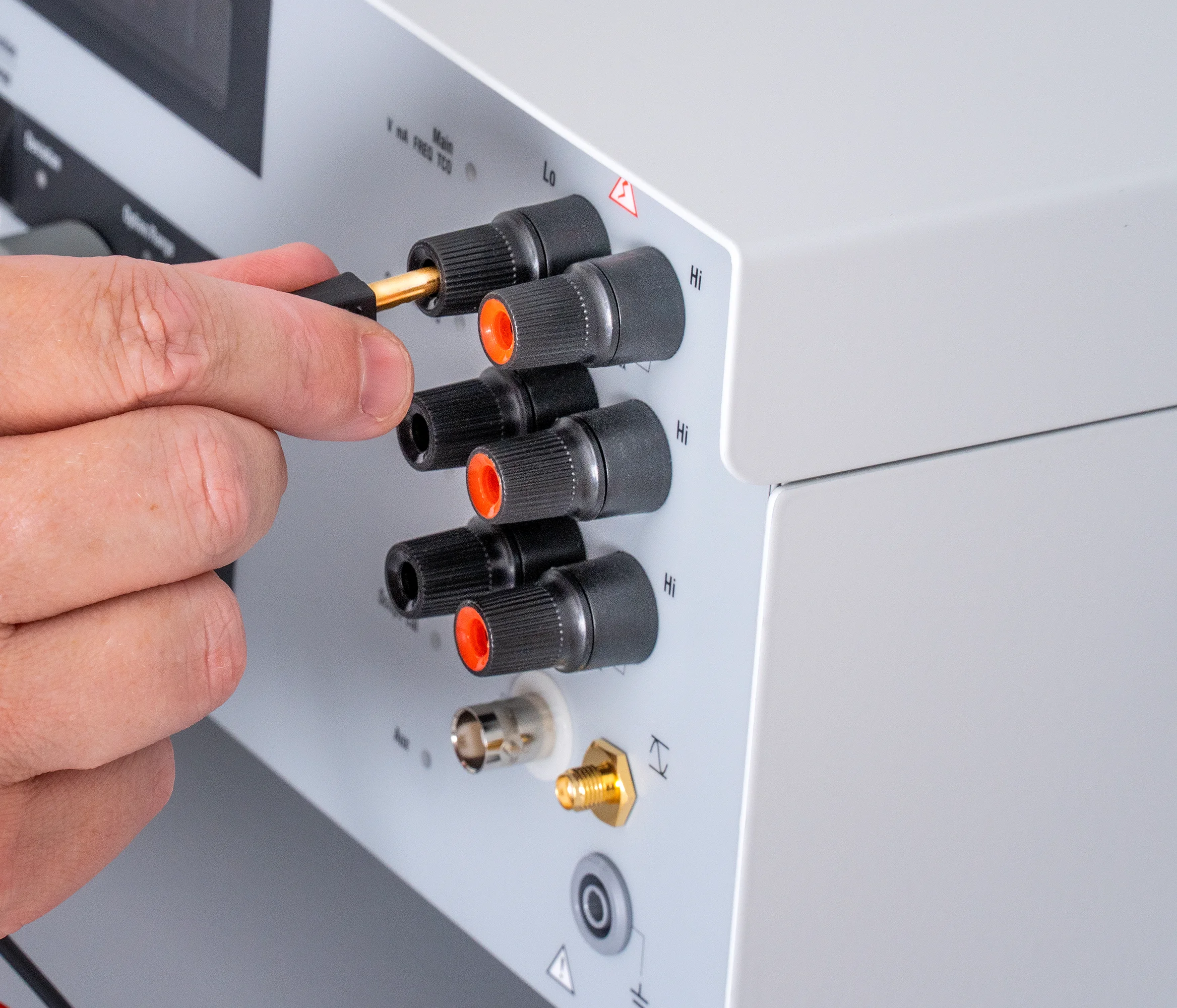 5025C Electrical Multifunction Calibrator | Time Electronics