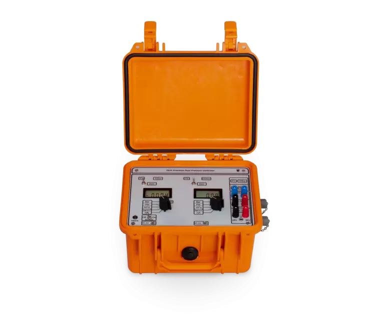 7015 Dual Channel Pressure Calibrator