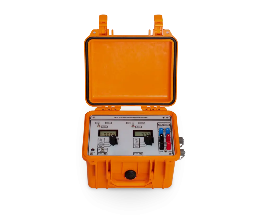 7015 Dual Channel Pressure Calibrator